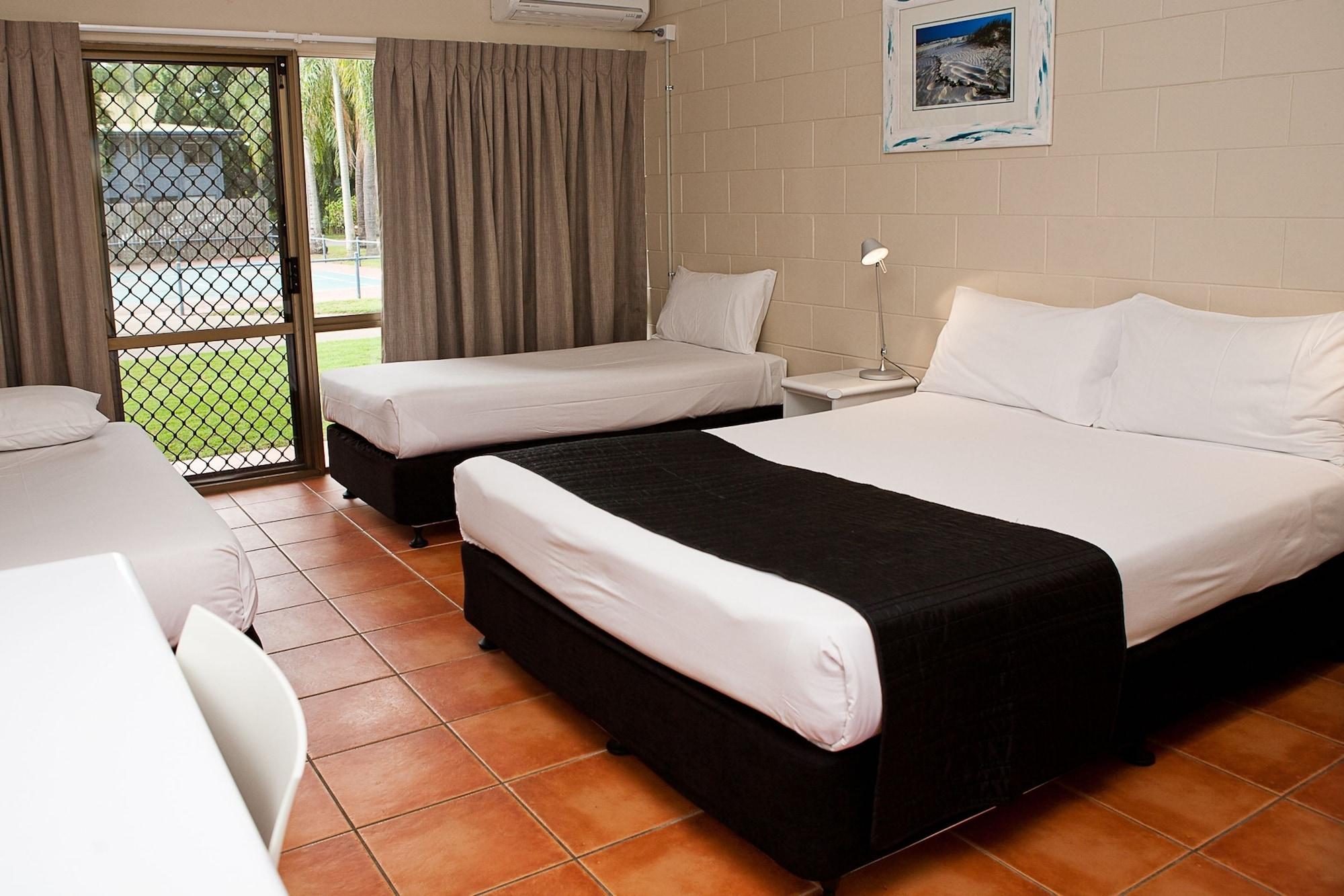 Hotel Kondari 3*
