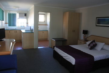 Kondari Hotel 3*