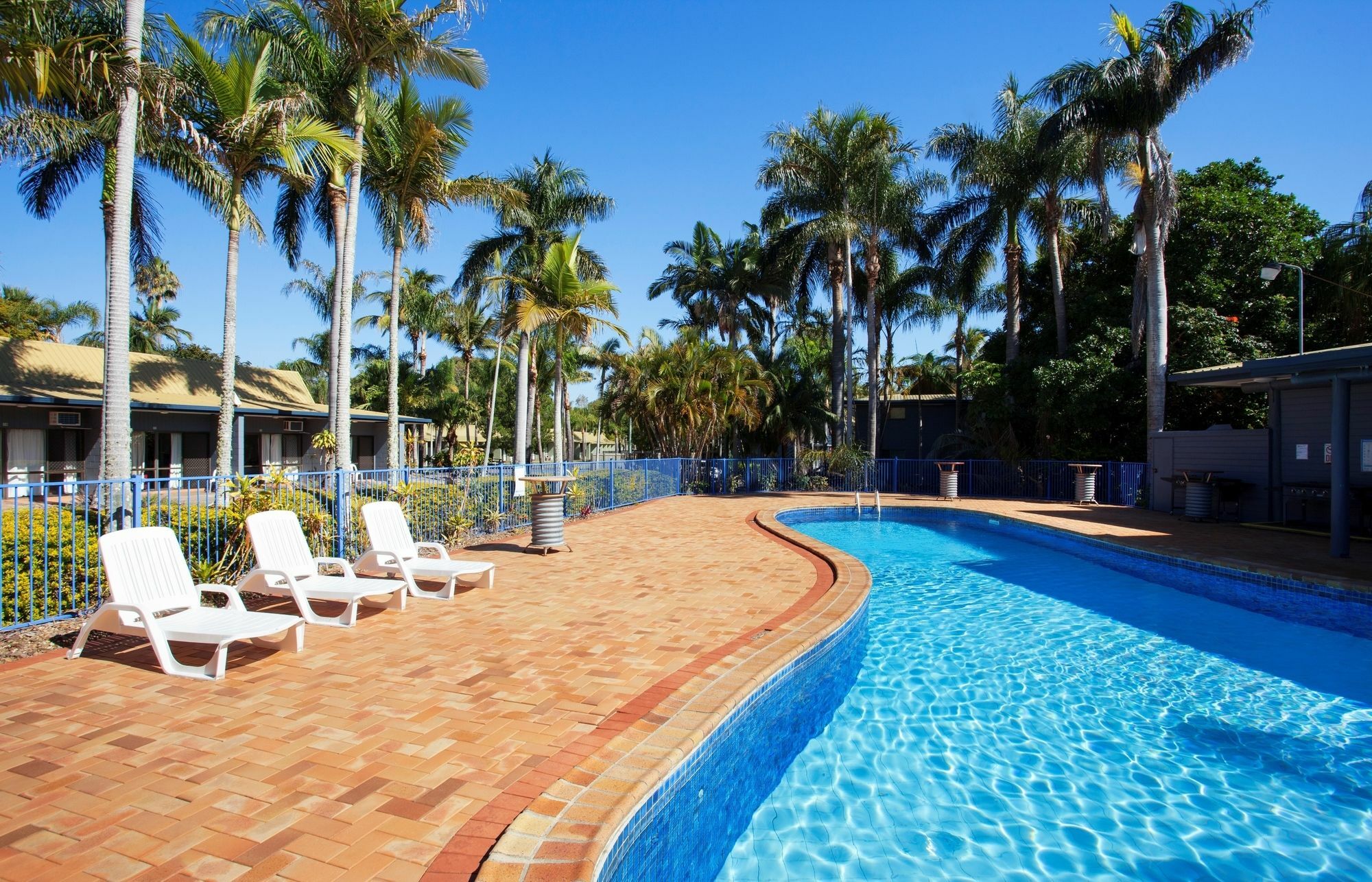 Kondari Hotel 3*